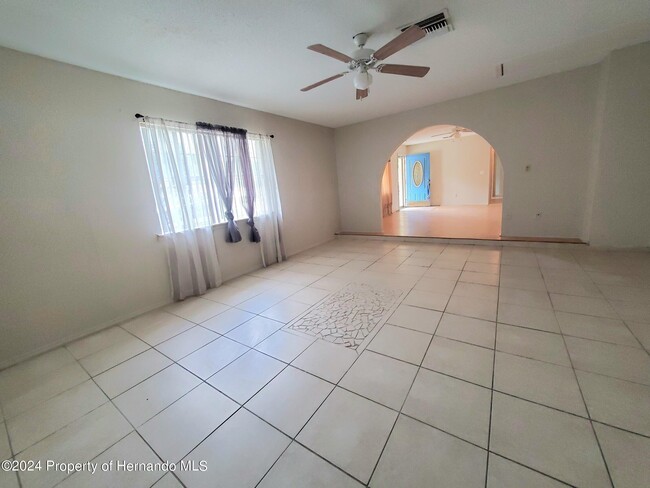 Photo - 27334 Dale Ave