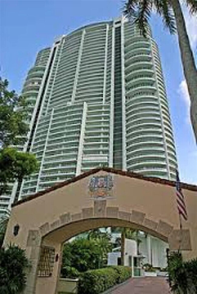 Building Photo - 1643 Brickell Ave Unit 903