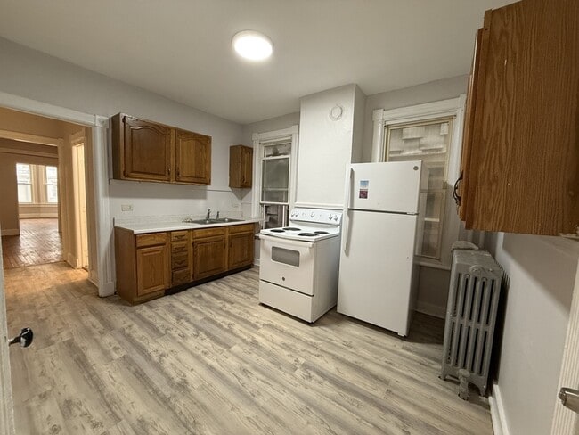 Photo - 380 Orange St