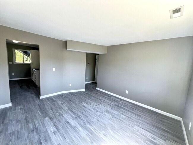 Photo - 7702 7th Ave S Unidad C