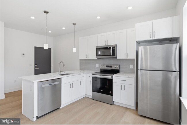 Photo - 3637 N 16th St Unidad C