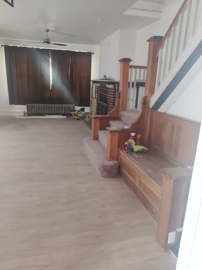 Photo - 1620 Lindley Ave