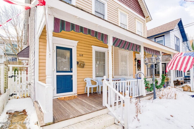 Photo - 132 Heck Ave