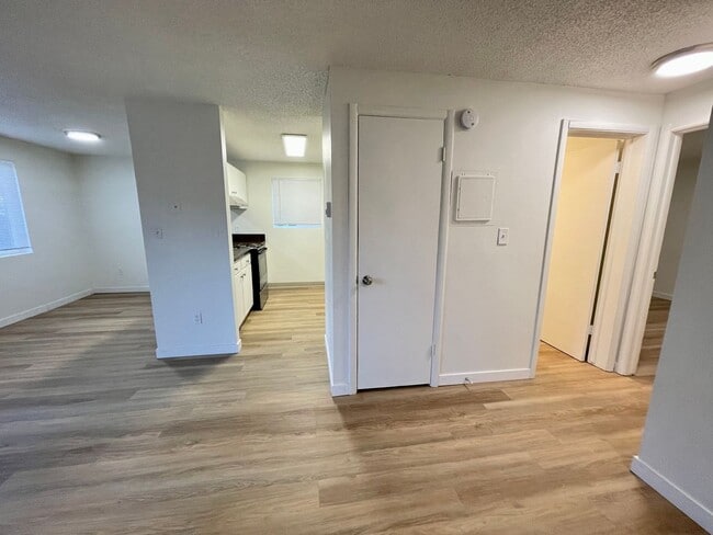 Photo - DESIRABLE MILLWOOD NEIGHBORHOOD ON TREE LINED STREET Unit 9021