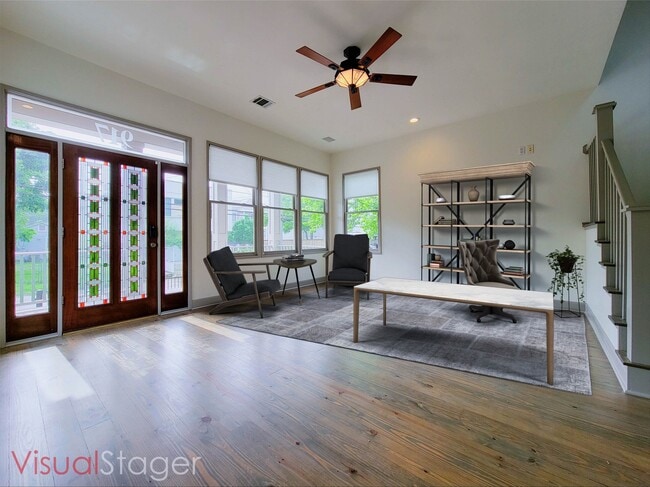 Photo - 917 Herkimer St