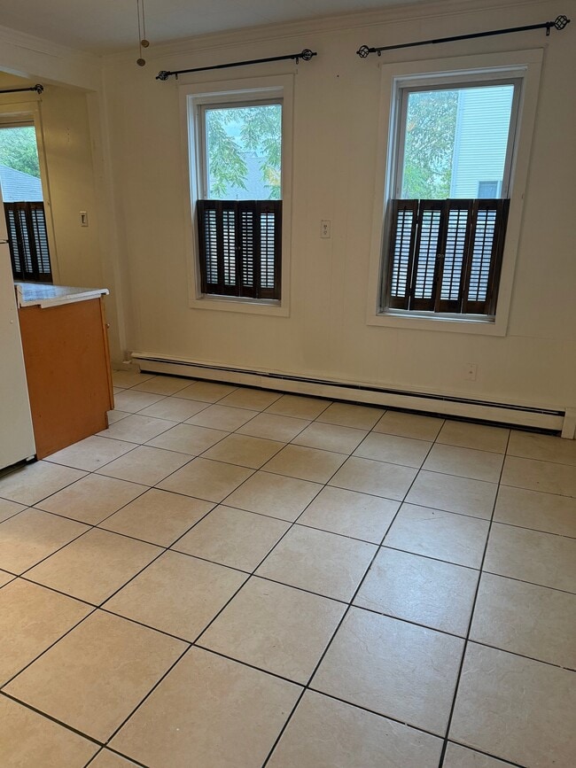 108 Alice Ave Unit 1