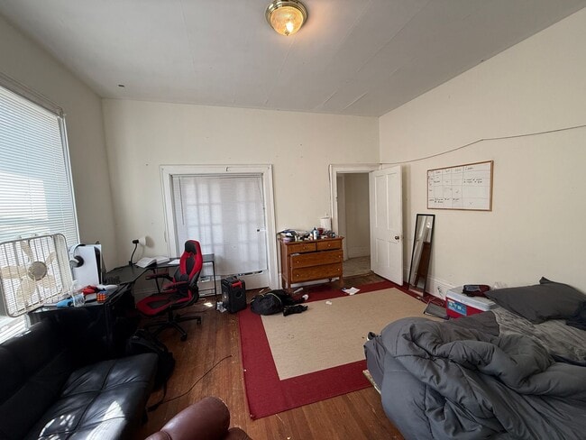 Photo - 1114 King St