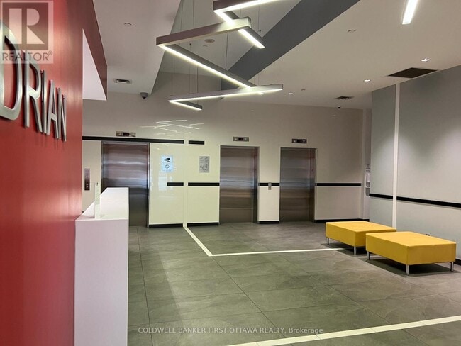 Photo - 324 Laurier Ave W Unité 914