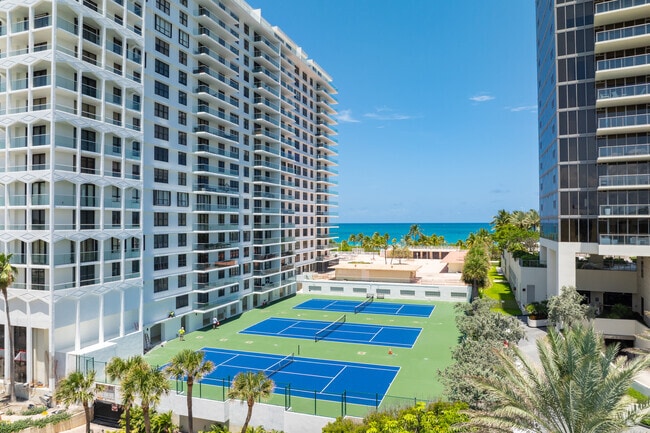 Photo - The Balmoral Condos