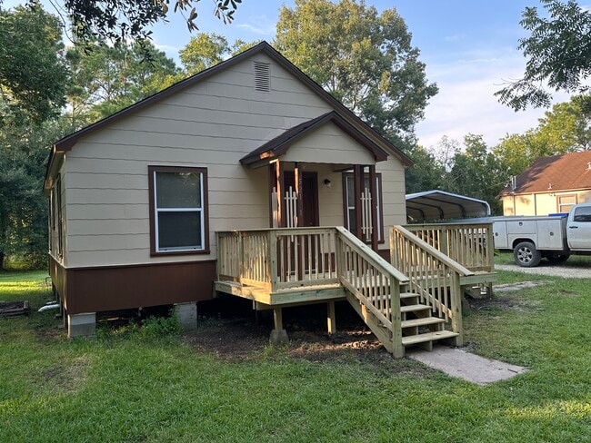 Photo - 521 County Road 192