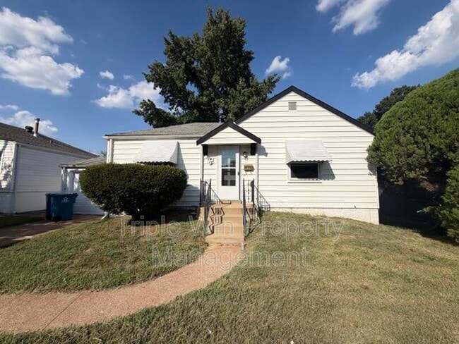 7417 Pleaseway Dr