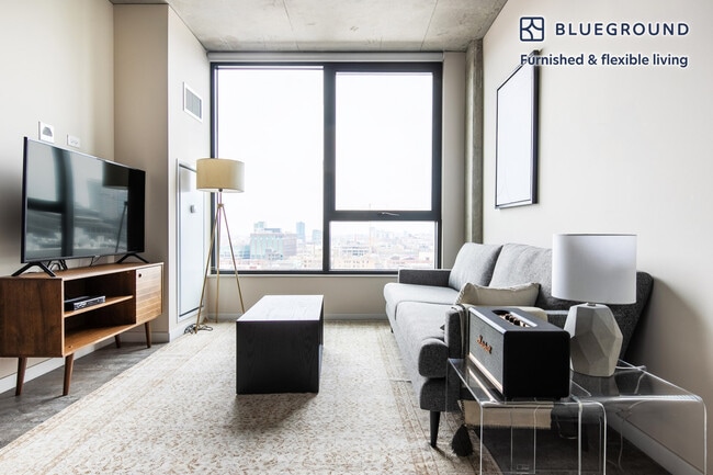 Photo - 939 W Washington Blvd Unidad FL12-ID297