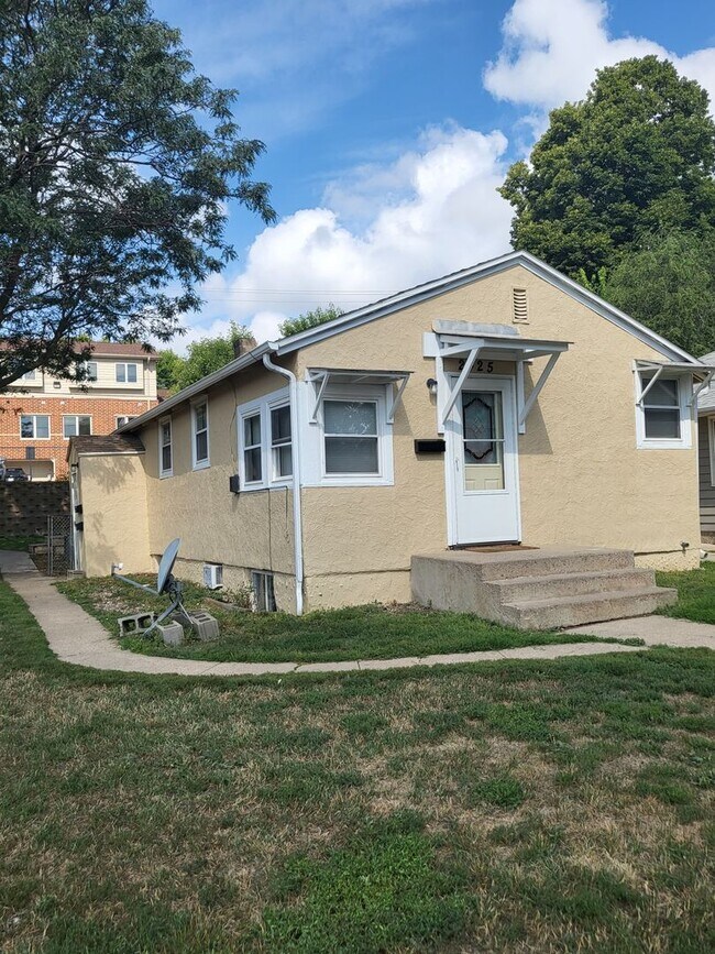 Photo - 2425 S Norton Ave Unit Apt. 2
