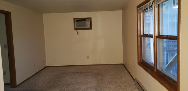 532 E Bronson Rd Unit 4