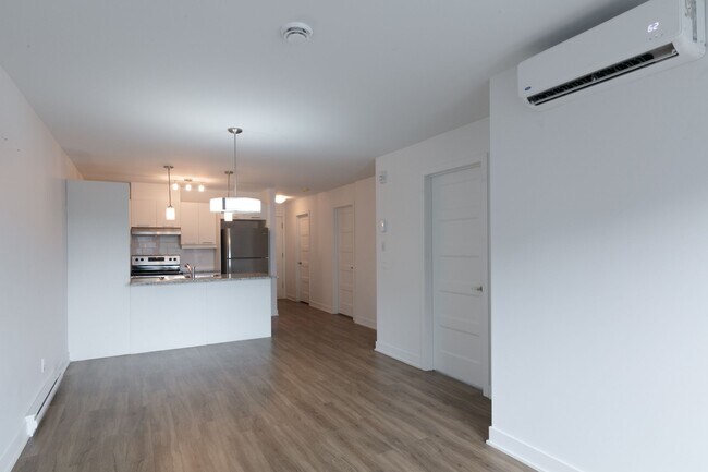 Photo - 1800 Rue Victoria Unité 404