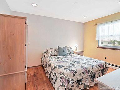 Photo - 24 Spruce St
