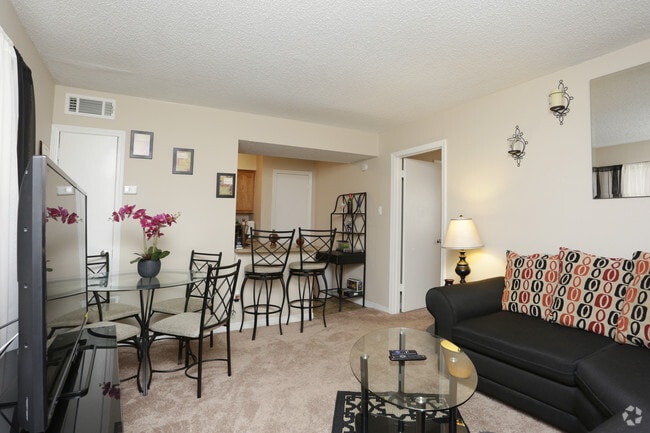 Photo - Belle Oak Apartments