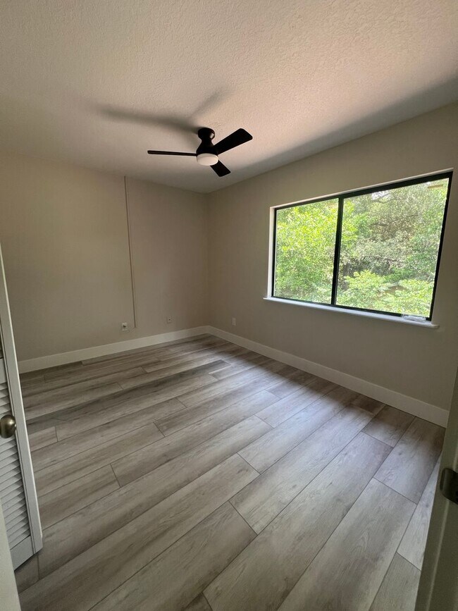 Photo - Spacious 4-Bedroom Pool Home in Desirable Winter Springs!