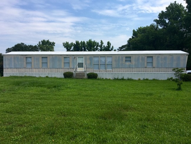 Building Photo - 2143 Mamie Rd Rental
