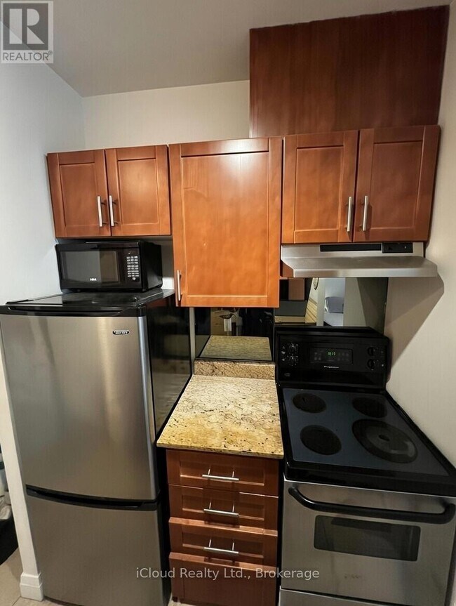 Photo - 2737 Keele St Unit 226