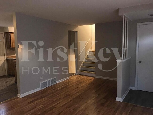 Photo - 13329 S Mackinaw Ave