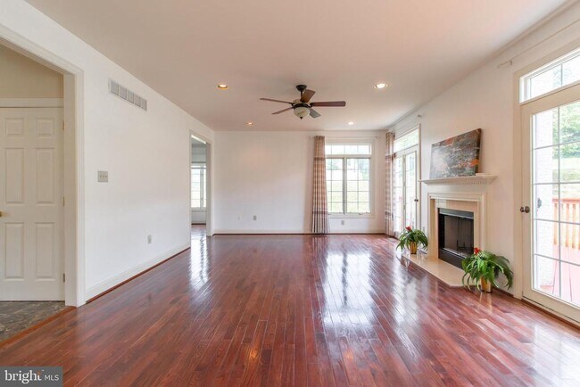 Photo - 17 Landon Way