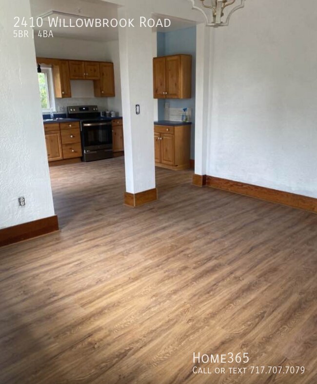 Photo - STUNNING 5 Bedroom Farm House!