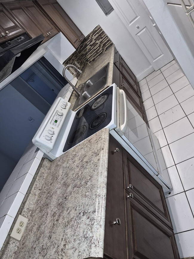 Photo - 4455 Treehouse Ln Unit 15B