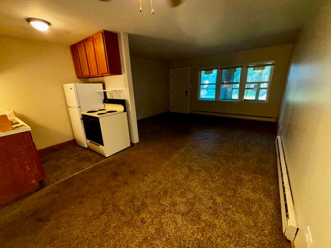 Photo - Schneider Ave #51