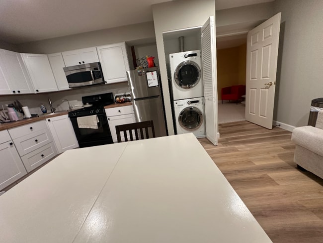 Photo - 3846 Farrcroft Green