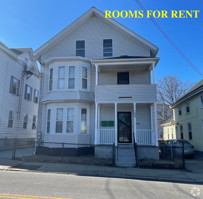 Building Photo - 199 Pawtucket Ave Unit 3 Rental
