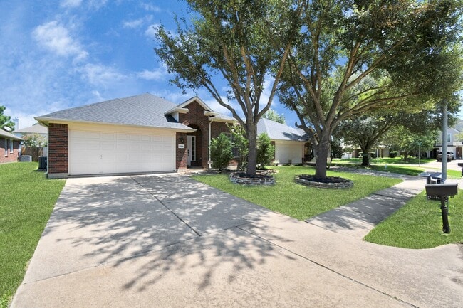 Photo - 21914 Bronze Leaf Dr