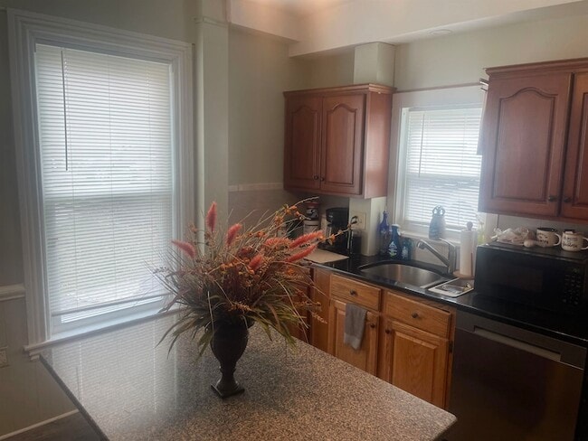 Photo - 26 6th St