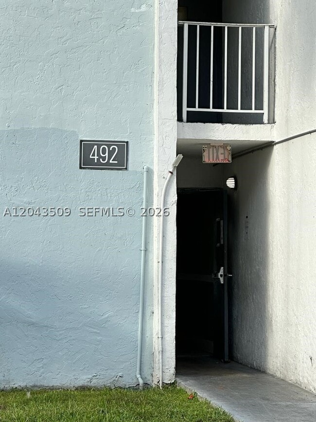 Photo - 492 NW 165th St Unit C-211