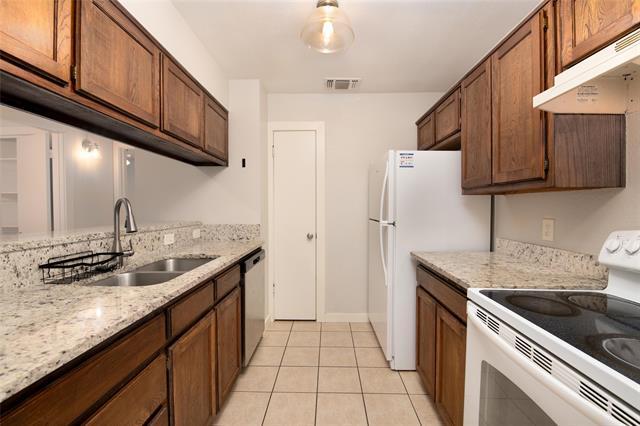 Photo - 1717 Meadow Oak Dr