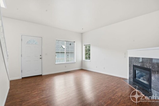 Photo - 419 NE 7th Ave