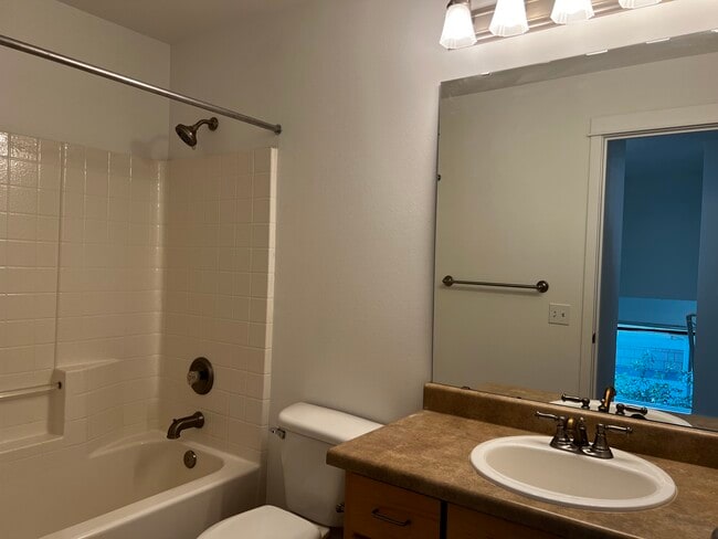 Photo - 21269 SE 42nd Pl