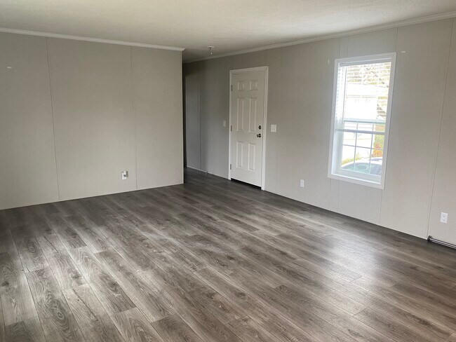 Photo - 80 Belmar St