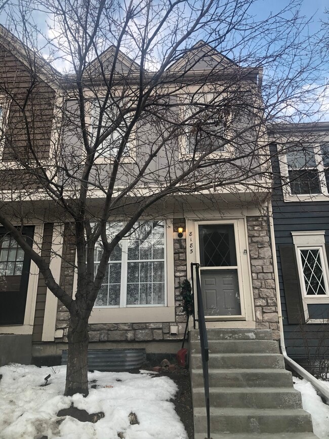 Building Photo - 8185 S Fillmore Cir