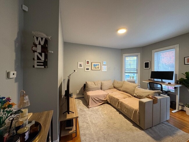 Photo - 18 Portsmouth St Unit 1