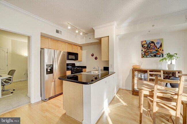 Photo - 1441 Rhode Island Ave NW Unidad 419