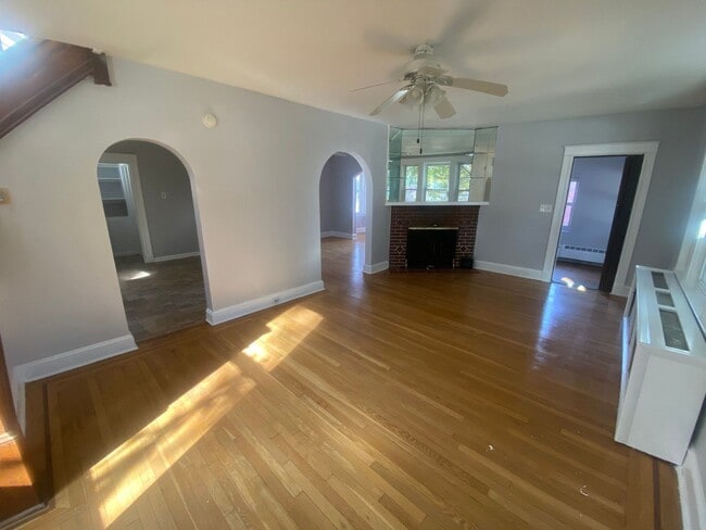 Photo - 3206 Glen Ave