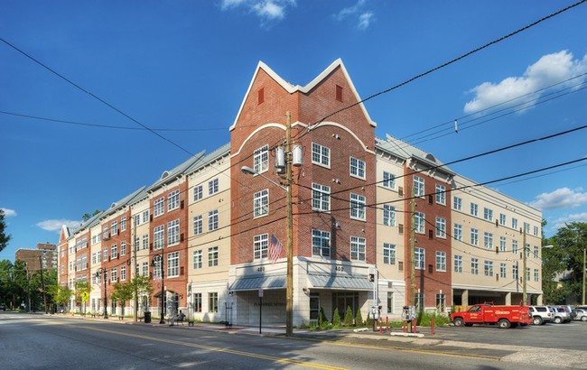 Building Photo - The Monarch at Plainfield Rental