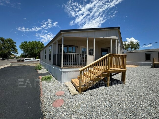 Photo - 7608 Leanne St NE