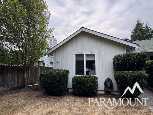 Photo - Updated 3 Bd 2 Bt Rambler!