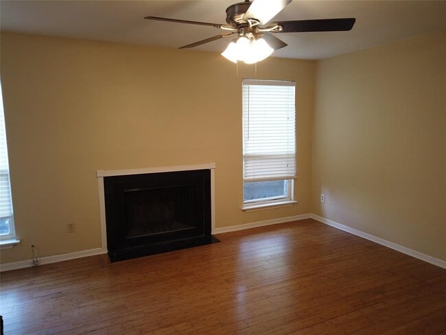Photo - 1000 W 26th St Unit 110