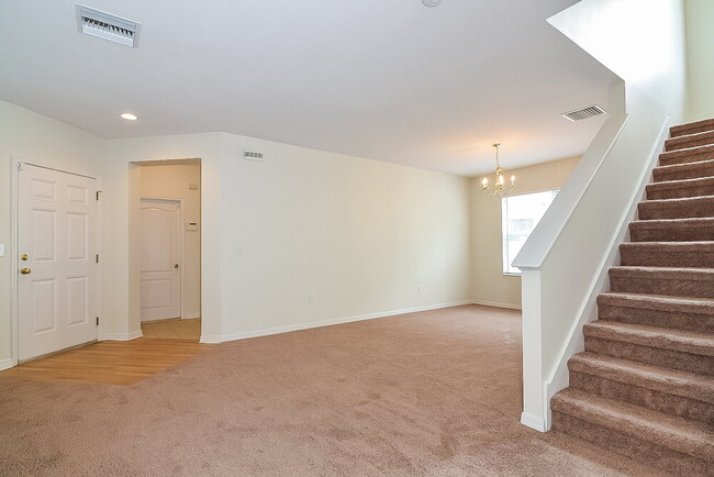 Photo - 10138 Perthshire Cir