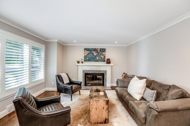 Photo - 1265 S Bates St