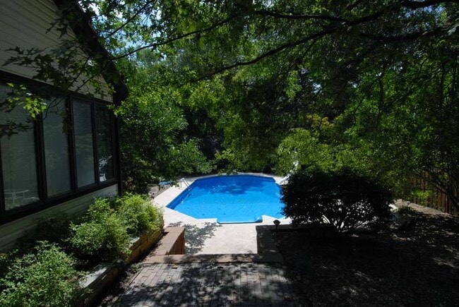 Photo - 7 Sheffield Ct
