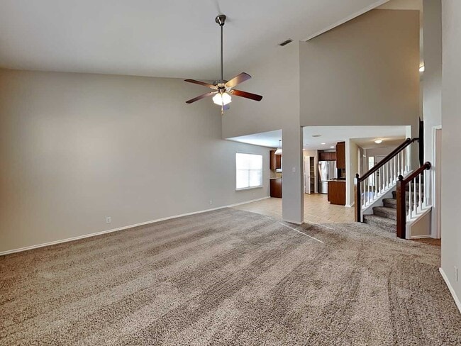 Photo - 114 Finch Knoll